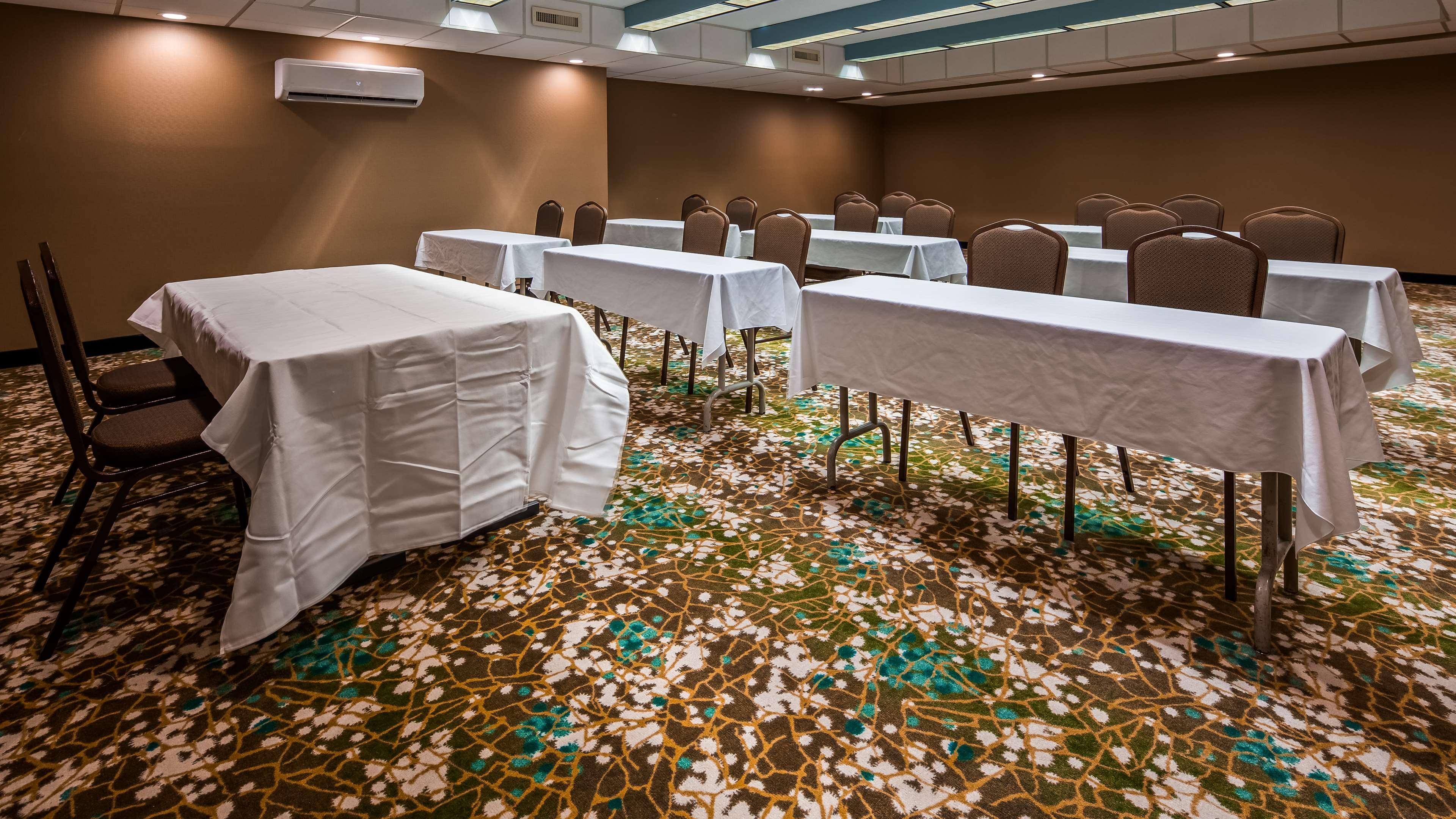 Best Western Warren Hotel Bagian luar foto