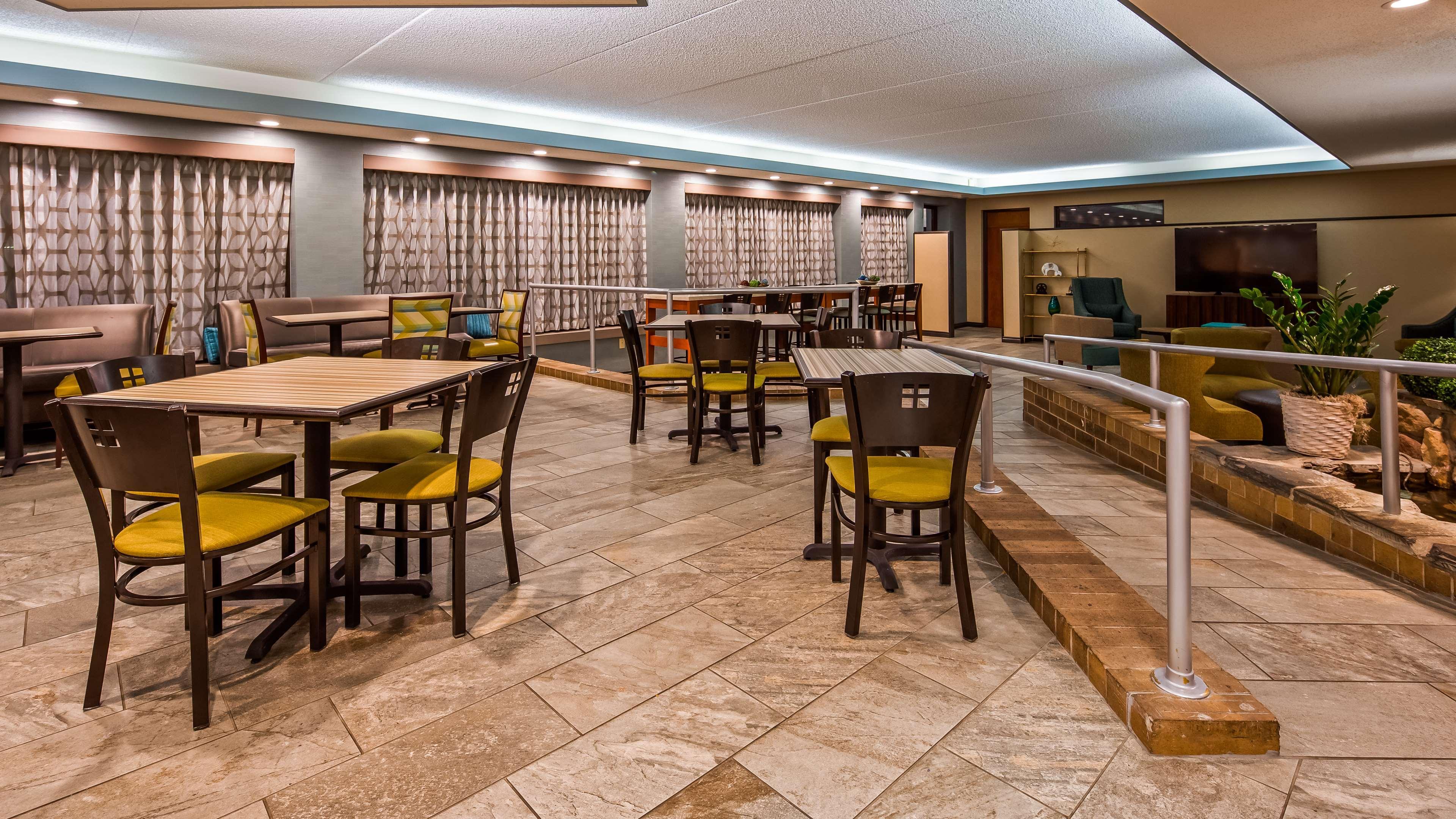 Best Western Warren Hotel Bagian luar foto