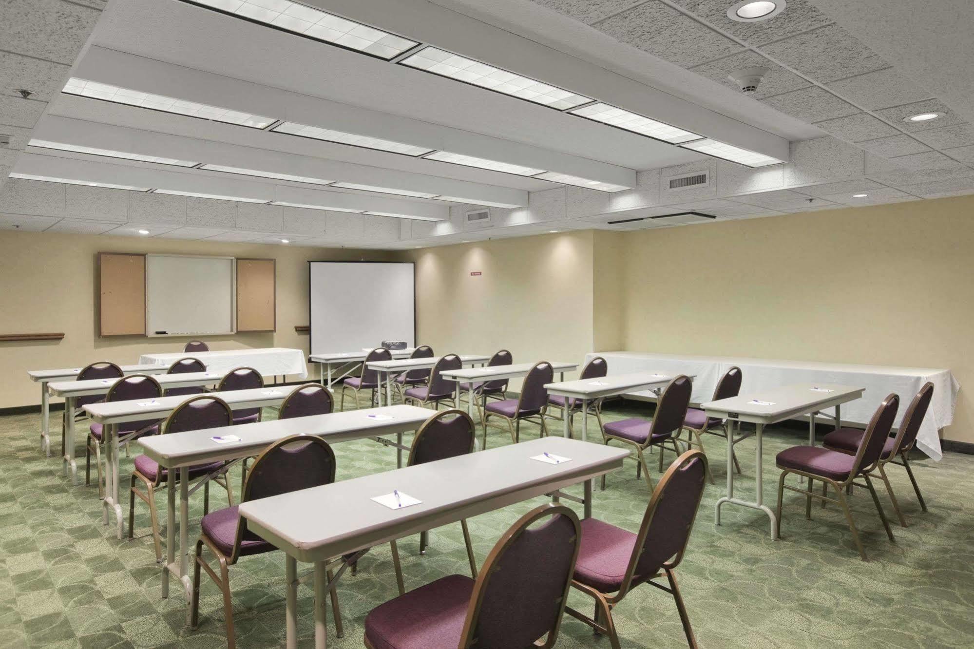 Best Western Warren Hotel Bagian luar foto